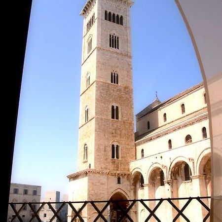 Palazzo Filisio - Regia Restaurant Hotel Trani Bagian luar foto